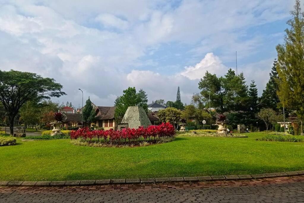 Designer Villa Tokyo Cianjur Zewnętrze zdjęcie