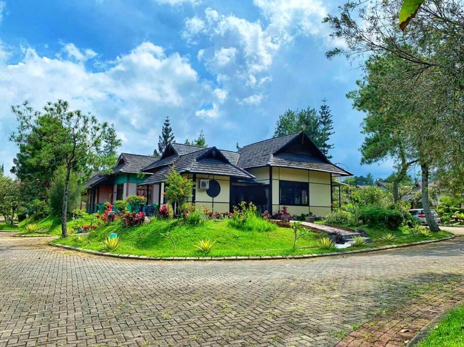 Designer Villa Tokyo Cianjur Zewnętrze zdjęcie